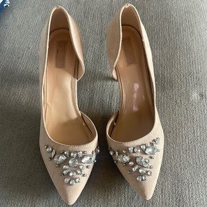 Warn one time 
beige Size 9 heels with stones